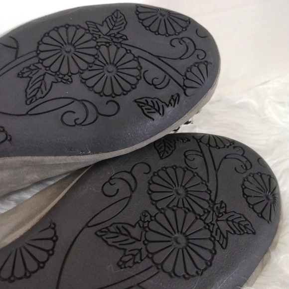 Bamboo Justine Glitter Beaded Flat - Picture 10 of 10